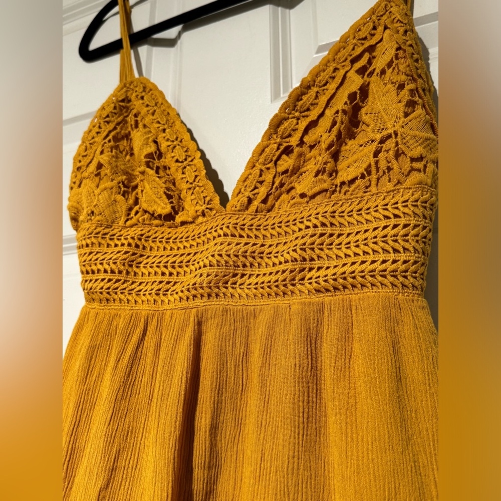 Rue 21 yellow strappy tie back summer dress